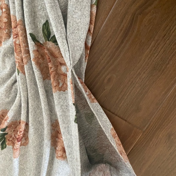 Open front Floral Kimono size XL by emerald - Picture 4 of 6